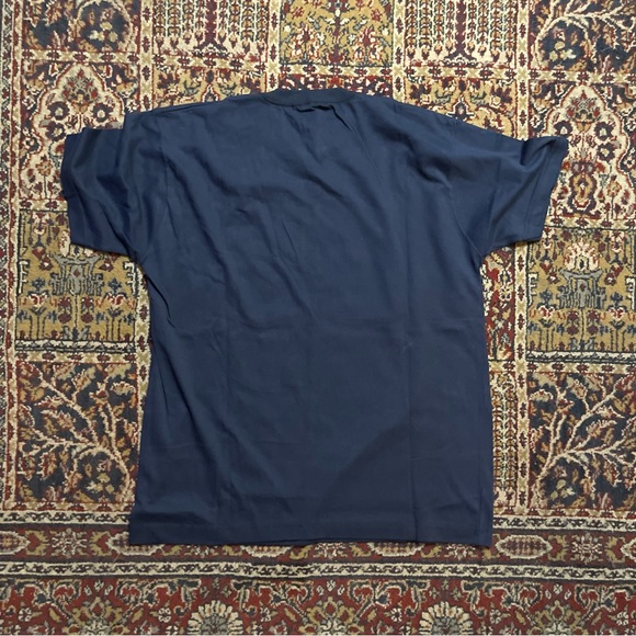 🌈 Cool Lion shirt - Picture 3 of 4